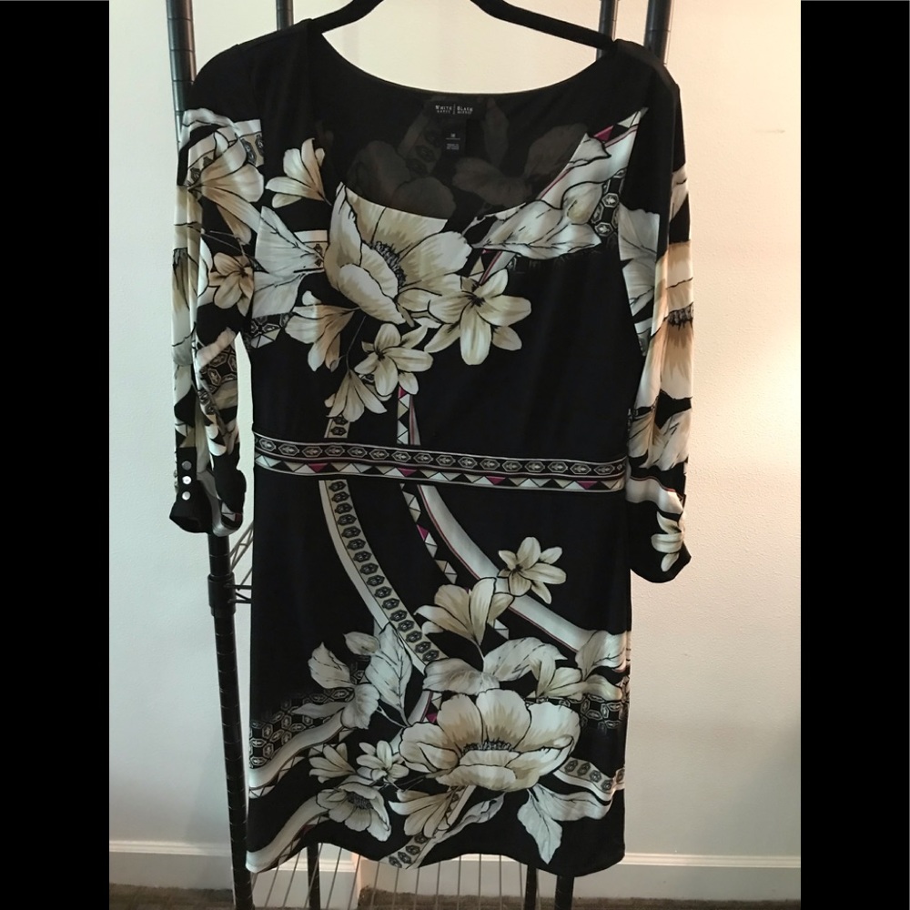 White House Black Market Fun dress like new